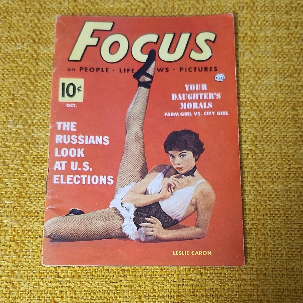 VINTAGE FOCUS MAGAZINE with LESLIE CARON on the COVER OCTOBER 1952